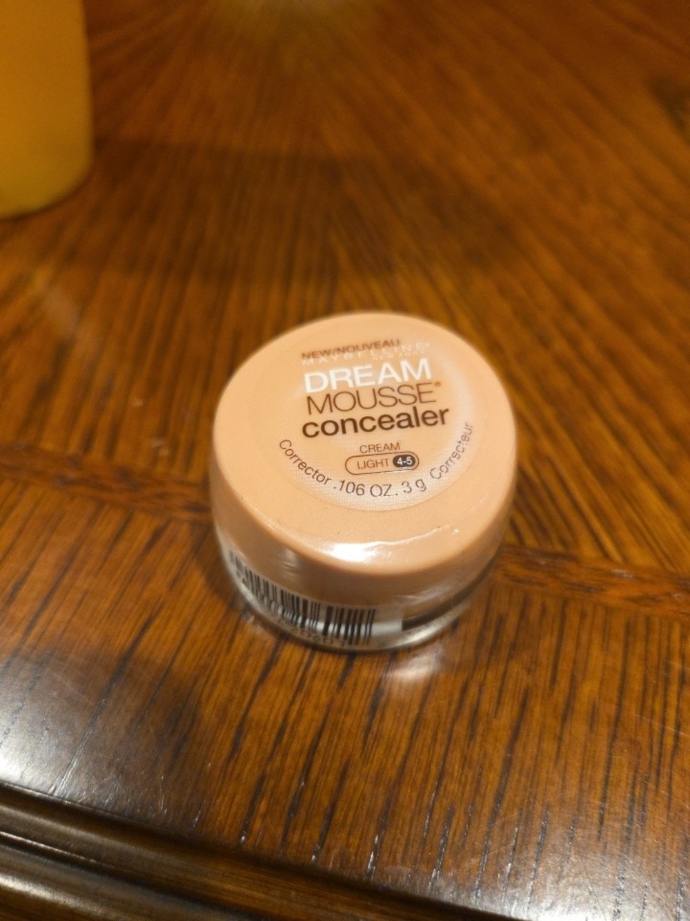 Maybelline New York Dream Mousse Concealer Cream Light 4-5 Color-Correcting 3g ⬇